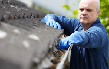 cleaning and inspecting Bowerchalke roofs